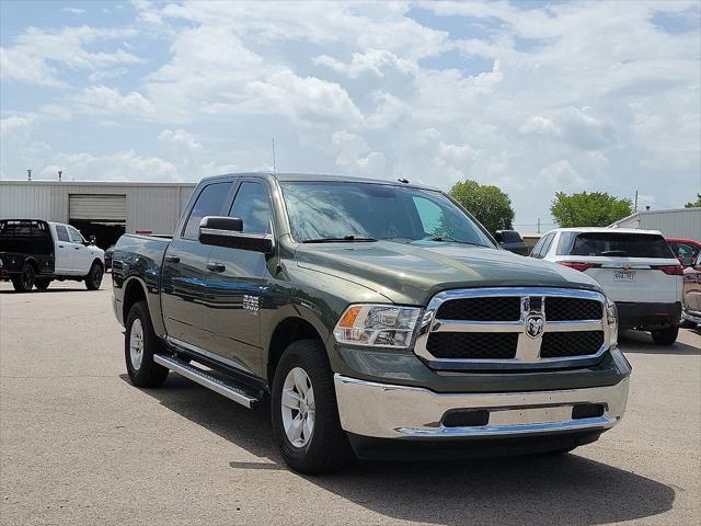 2021 RAM 1500 Classic Tradesman Crew Cab 4x4 57 Box