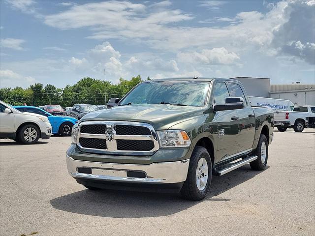 2021 RAM 1500 Classic Tradesman Crew Cab 4x4 57 Box