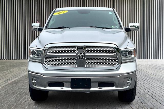 2017 RAM 1500 Laramie Crew Cab 4x4 57 Box
