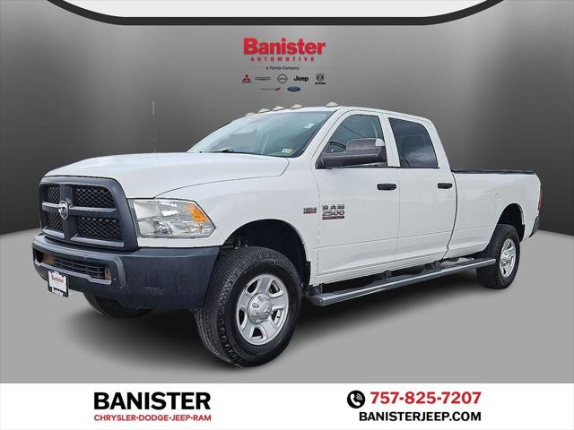 2017 RAM 2500 Tradesman Crew Cab 4x4 8 Box
