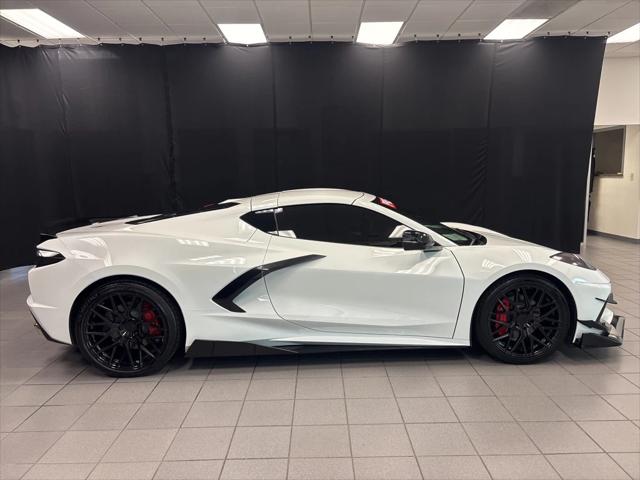 2025 Chevrolet Corvette Stingray RWD Coupe 2LT