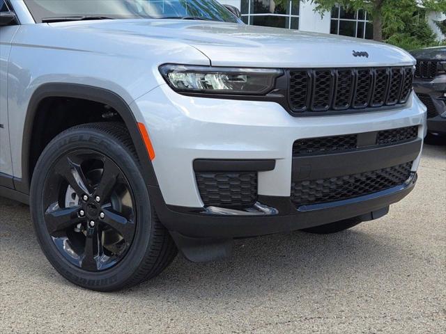 2025 Jeep Grand Cherokee GRAND CHEROKEE L ALTITUDE X 4X4