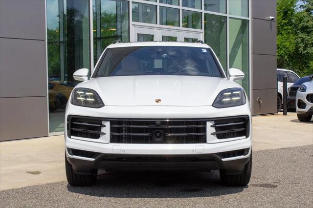 2025 Porsche Cayenne Base