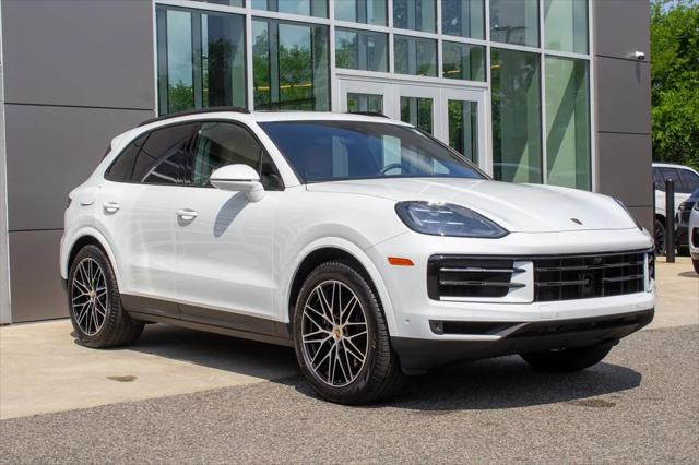 2025 Porsche Cayenne Base