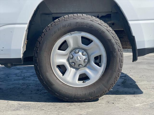 2022 RAM 1500 Tradesman Quad Cab 4x2 64 Box