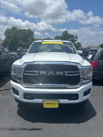 2023 RAM 2500 Tradesman Crew Cab 4x4 8 Box