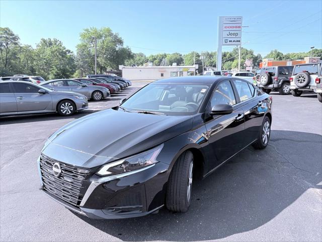 2025 Nissan Altima S FWD