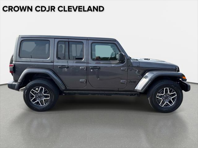 2025 Jeep Wrangler 4-Door Sahara 4x4