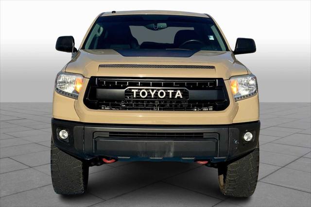 2017 Toyota Tundra SR5 5.7L V8