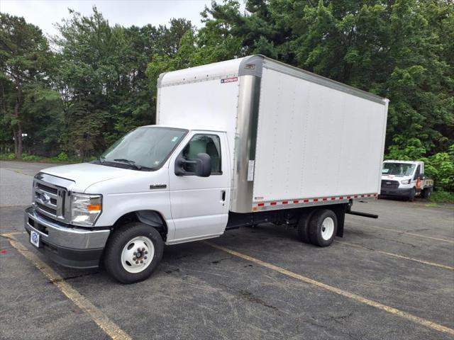 2025 Ford E-350 Cutaway Base Cutaway