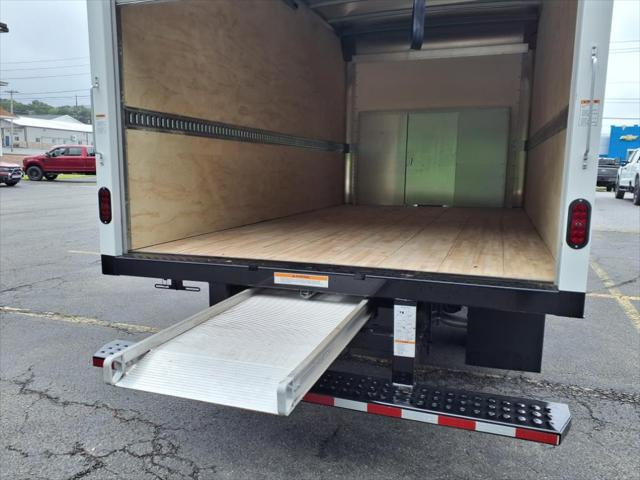 2025 Ford E-350 Cutaway Base Cutaway