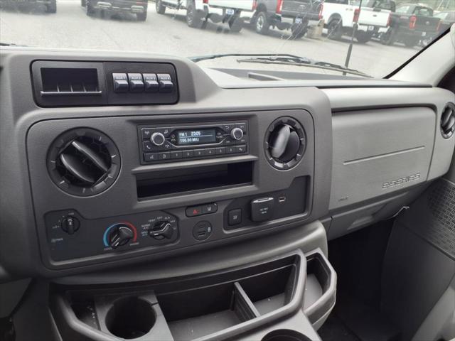 2025 Ford E-350 Cutaway Base Cutaway