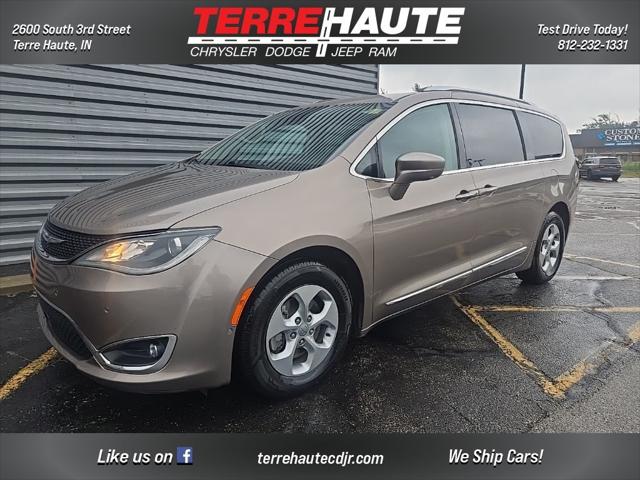 2017 Chrysler Pacifica Touring-L Plus