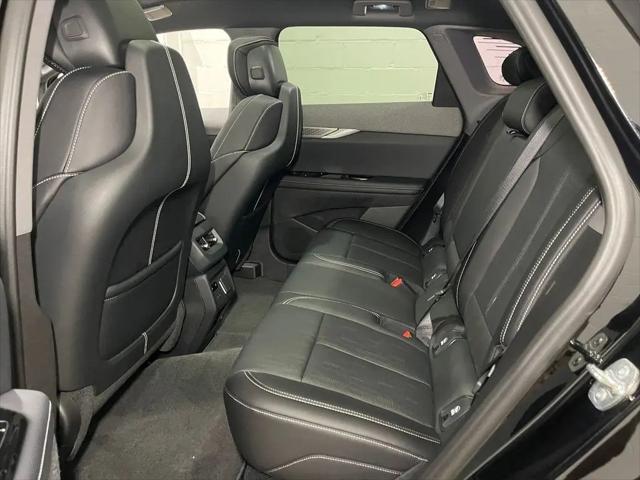 2025 Cadillac iQ Sport 2 AWD