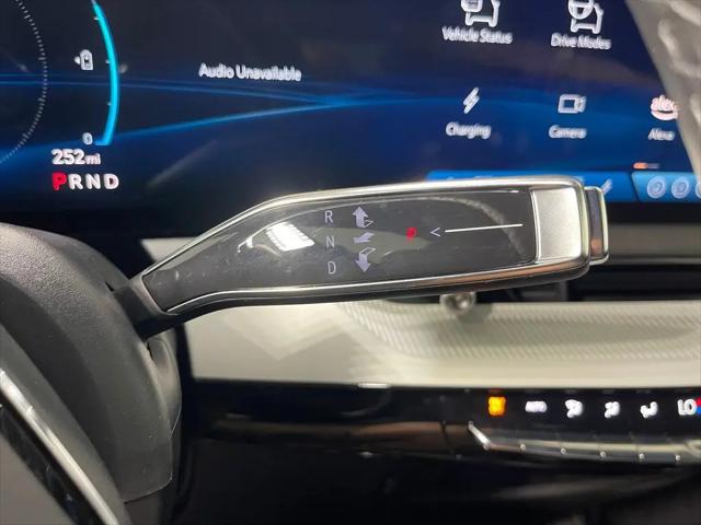 2025 Cadillac iQ Sport 2 AWD
