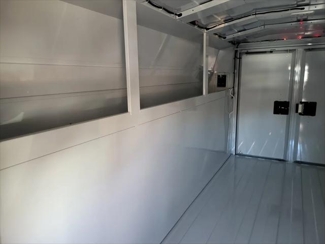 2025 Chevrolet Express Cutaway Work Van