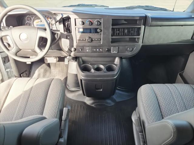 2025 Chevrolet Express Cutaway Work Van