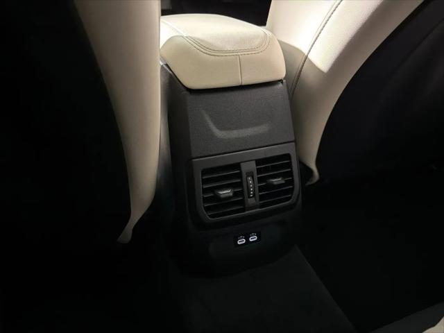 2025 BMW Coupe xDrive