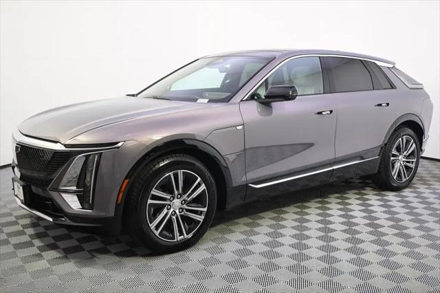 2025 Cadillac iQ Luxury w/1SD
