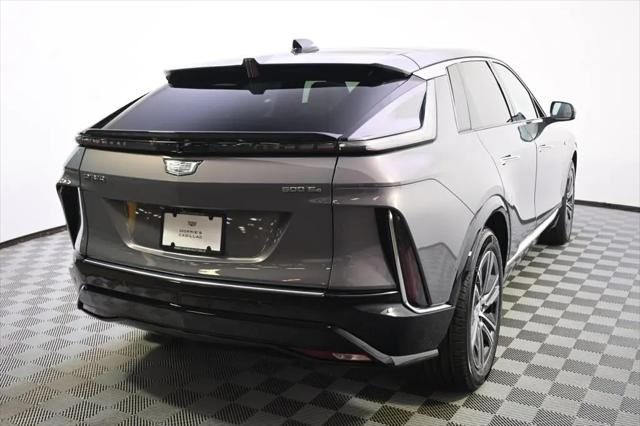 2025 Cadillac iQ Luxury w/1SD