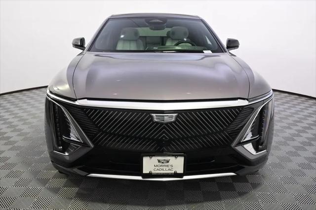 2025 Cadillac iQ Luxury w/1SD