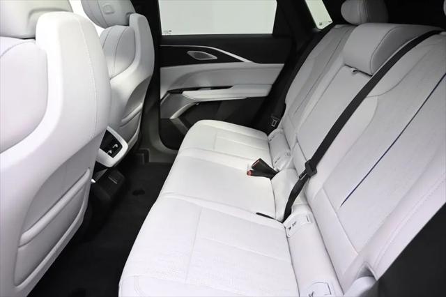 2025 Cadillac iQ Luxury w/1SD