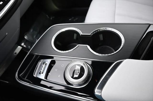 2025 Cadillac iQ Luxury w/1SD