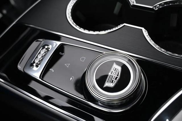 2025 Cadillac iQ Luxury w/1SD