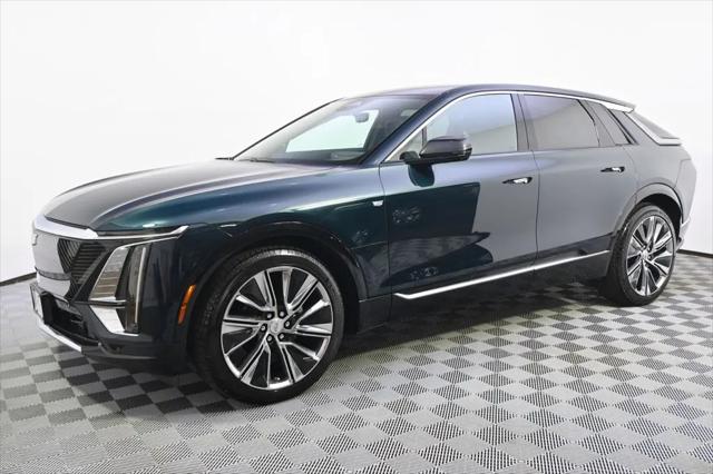 2025 Cadillac iQ Luxury w/1SE