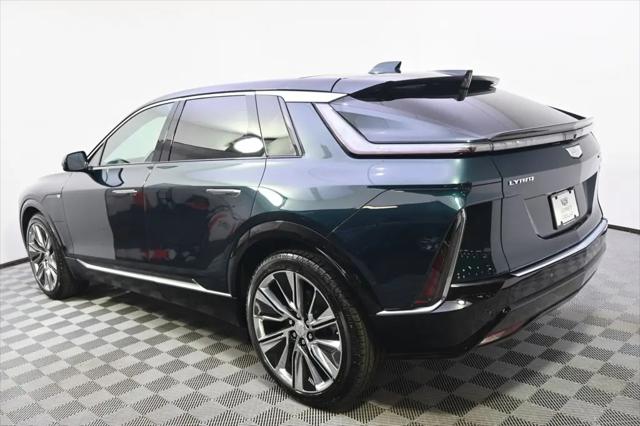 2025 Cadillac iQ Luxury w/1SE