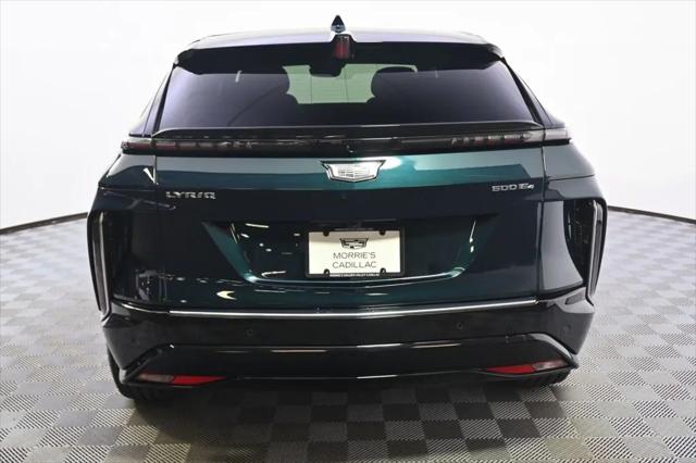 2025 Cadillac iQ Luxury w/1SE
