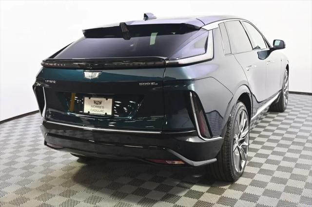 2025 Cadillac iQ Luxury w/1SE
