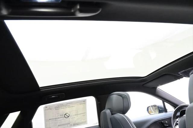 2025 Cadillac iQ Luxury w/1SE