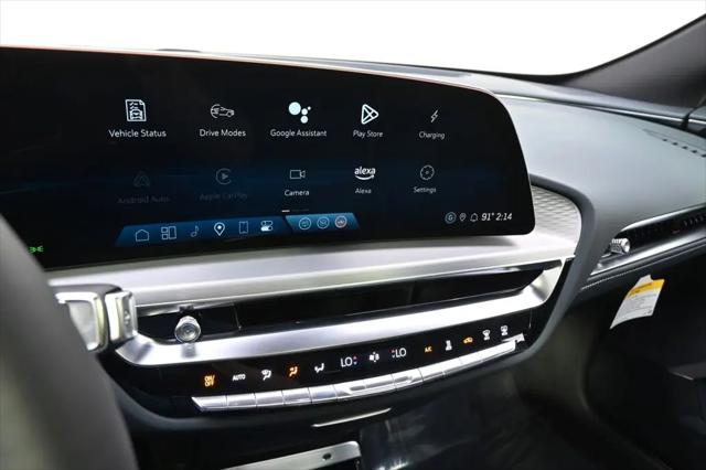 2025 Cadillac iQ Luxury w/1SE