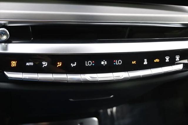 2025 Cadillac iQ Luxury w/1SE