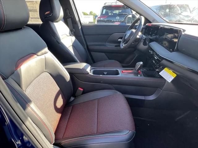 2025 Nissan Kicks SR FWD
