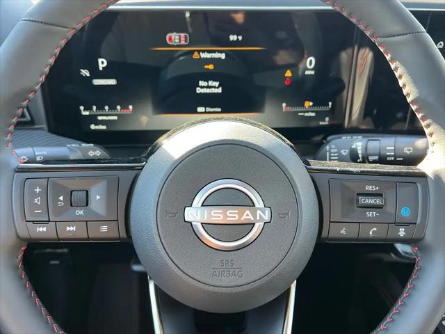 2025 Nissan Kicks SR FWD