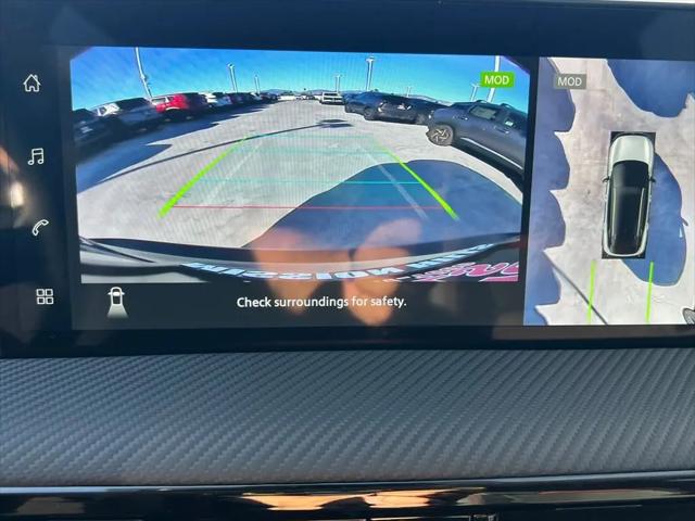 2025 Nissan Kicks SR FWD