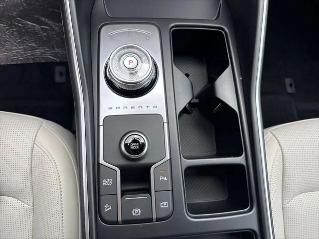 2025 Kia Sorento Hybrid EX
