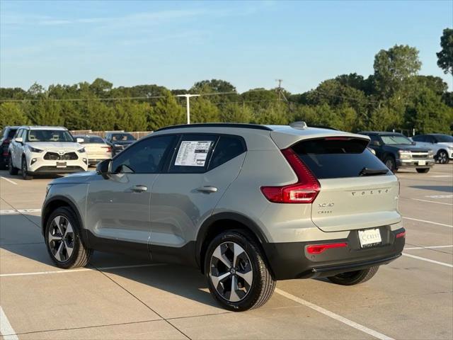 2026 Volvo XC40 Plus, B5 AWD Gas (mild hybrid), Dark