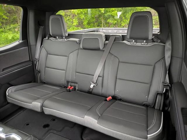 2026 GMC Sierra Standard Range Elevation