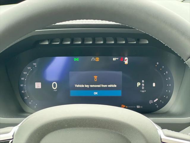 2026 Volvo XC90 Ultra Dark Theme, B6 AWD Gas mild hybrid, Gasoline, 7 Seats