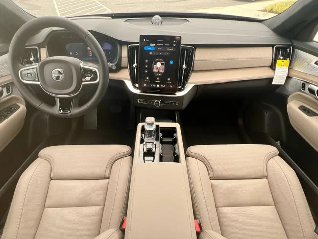 2026 Volvo XC90 Ultra Dark Theme, B6 AWD Gas mild hybrid, Gasoline, 7 Seats