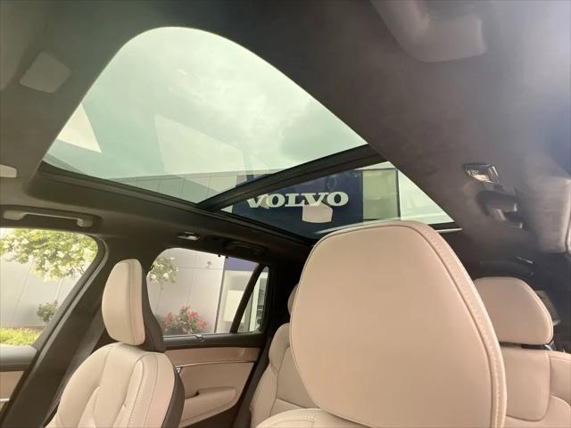 2026 Volvo XC90 Ultra Dark Theme, B6 AWD Gas mild hybrid, Gasoline, 7 Seats