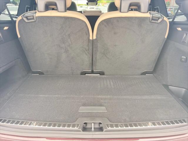 2026 Volvo XC90 Ultra Dark Theme, B6 AWD Gas mild hybrid, Gasoline, 7 Seats