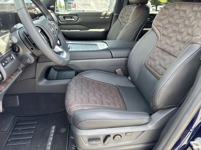 2025 Nissan Armada Platinum Reserve 2WD