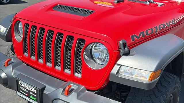 2022 Jeep Gladiator Sport