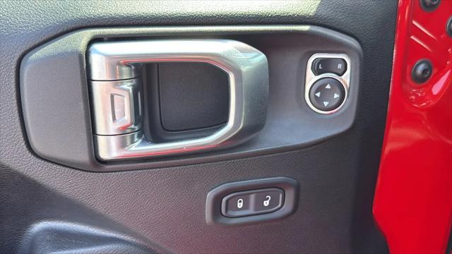 2022 Jeep Gladiator Sport