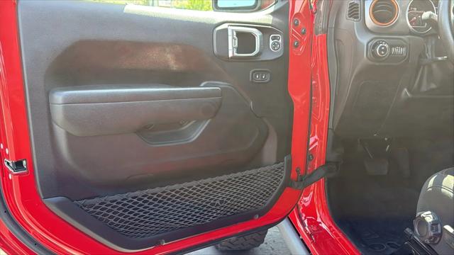 2022 Jeep Gladiator Sport