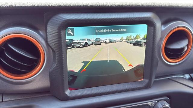 2022 Jeep Gladiator Sport